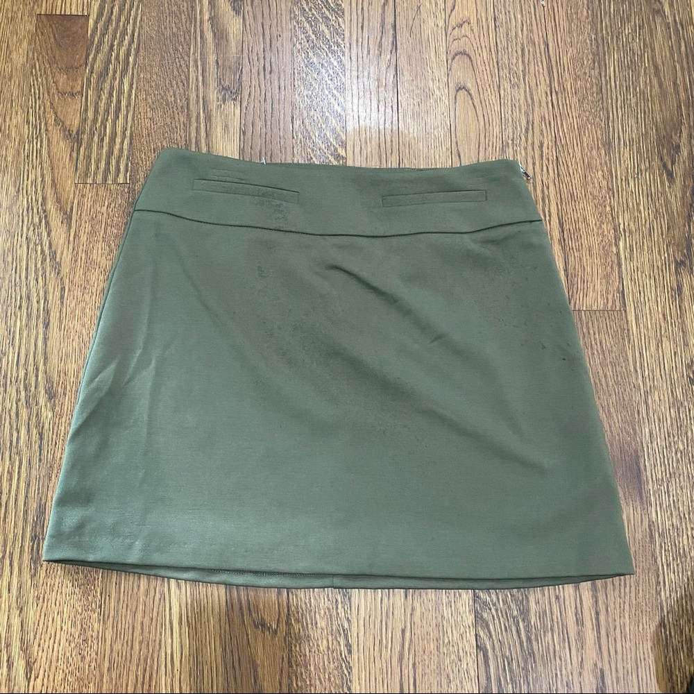 NWT Army green mini skirt. Small.